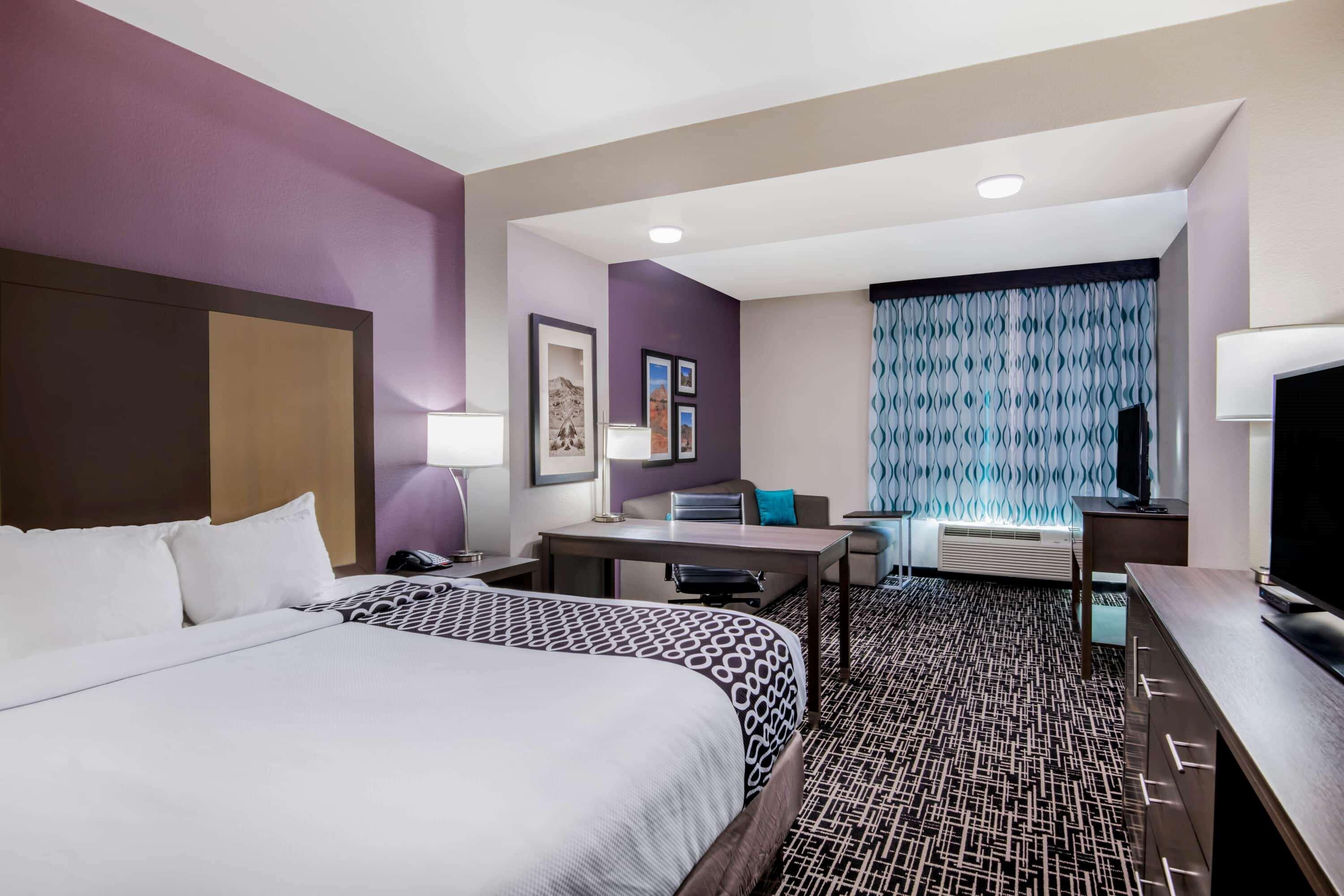 La Quinta By Wyndham Pampa Hotel Buitenkant foto